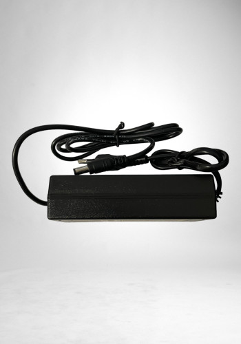 Блок питания 12В / 5A LX-1205 (разъем5.5x2.5) импульсный адаптер (вход 220В)