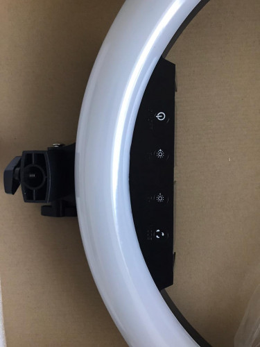 Кольцевая лампа со штативом LED Pro M-45 (45 см, сенсорная, 3 держателя)