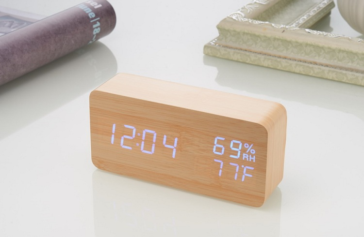 Часы деревянные настольные электронные VST-862S