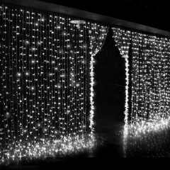 Светодиодный занавес (гирлянда дождь) 2х2 м для улицы