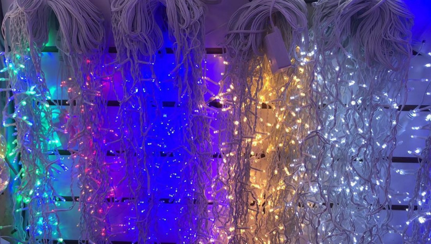 Светодиодная гирлянда занавес Бахрома 5х0,5м для дома и улицы