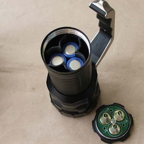 Светодиодный фонарь ручной аккумуляторный FA-9001T6