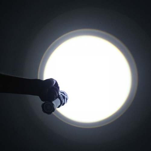 Светодиодный фонарь ручной аккумуляторный FA-9001T6